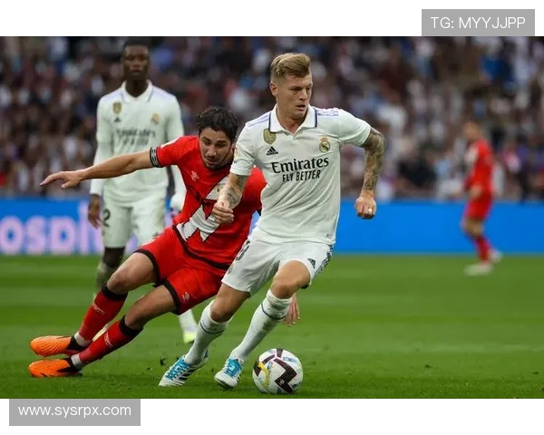 深度解读欧冠最新数据榜单与战术趋势全面追踪豪门球队表现与赛季走向 深度解读欧冠最新数据榜单与战术趋势全面追踪豪门球队表现与赛季走向